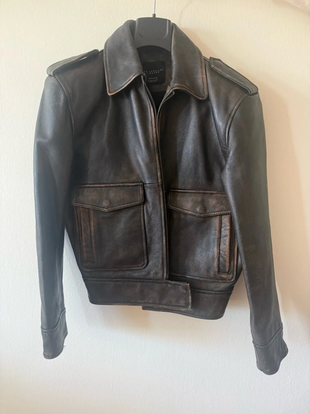 Mango Leather jacket sold out - Picture 4 of 9